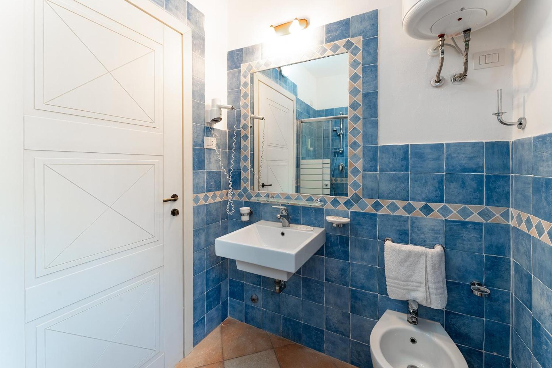 Residence Baia Dei Mirti Vignola Mare ภายนอก รูปภาพ