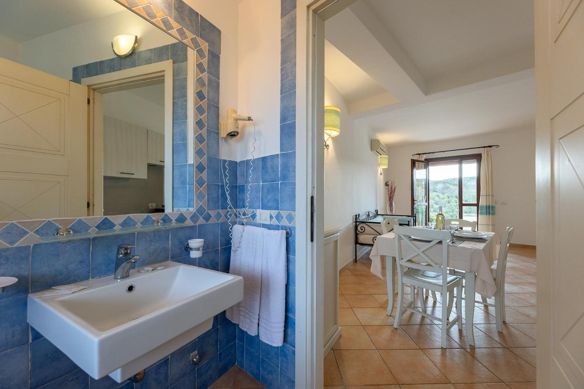 Residence Baia Dei Mirti Vignola Mare ภายนอก รูปภาพ