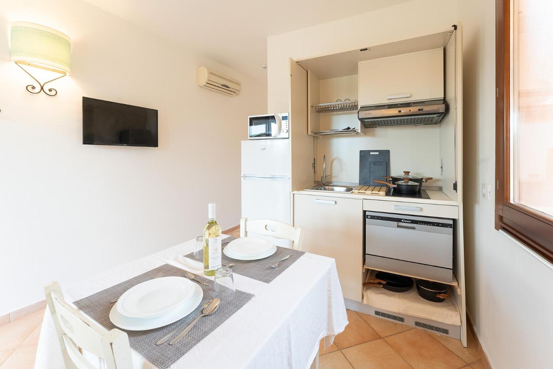 Residence Baia Dei Mirti Vignola Mare ภายนอก รูปภาพ