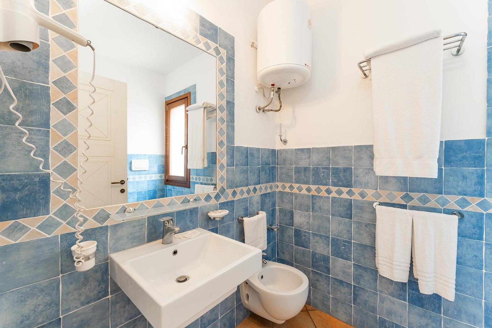 Residence Baia Dei Mirti Vignola Mare ภายนอก รูปภาพ