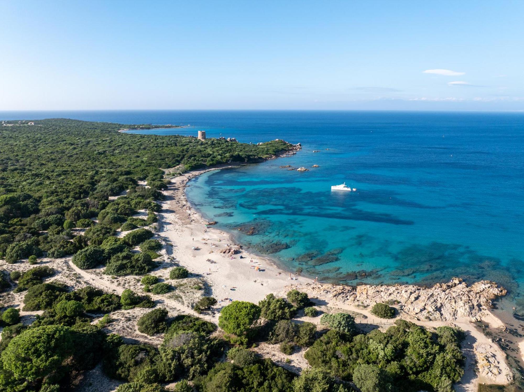 Residence Baia Dei Mirti Vignola Mare ภายนอก รูปภาพ